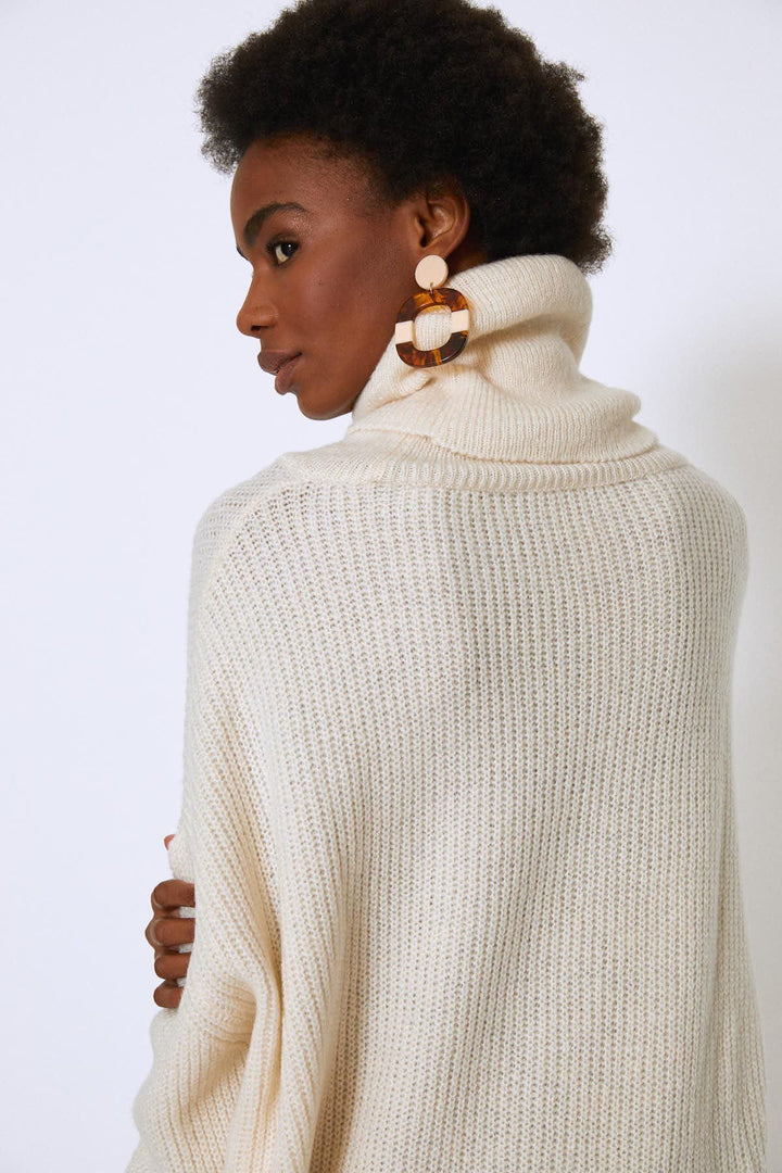 Turtleneck Long Sweater Ecru