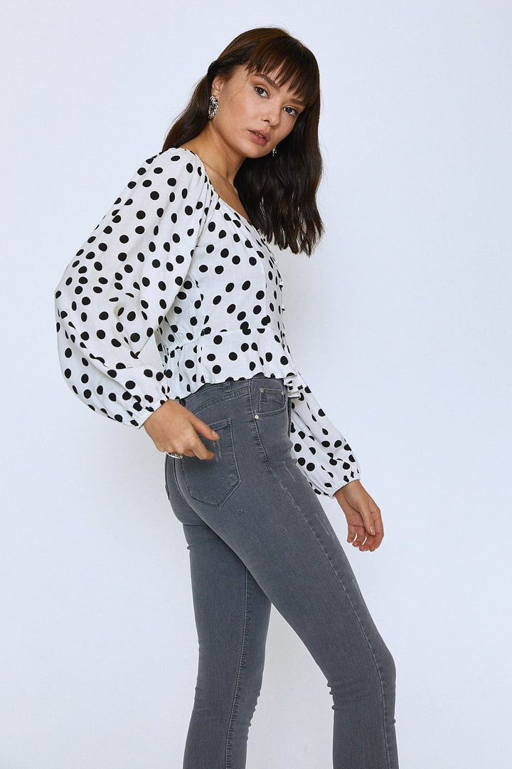 Önü Düğmeli Peplum Bluz Siyah