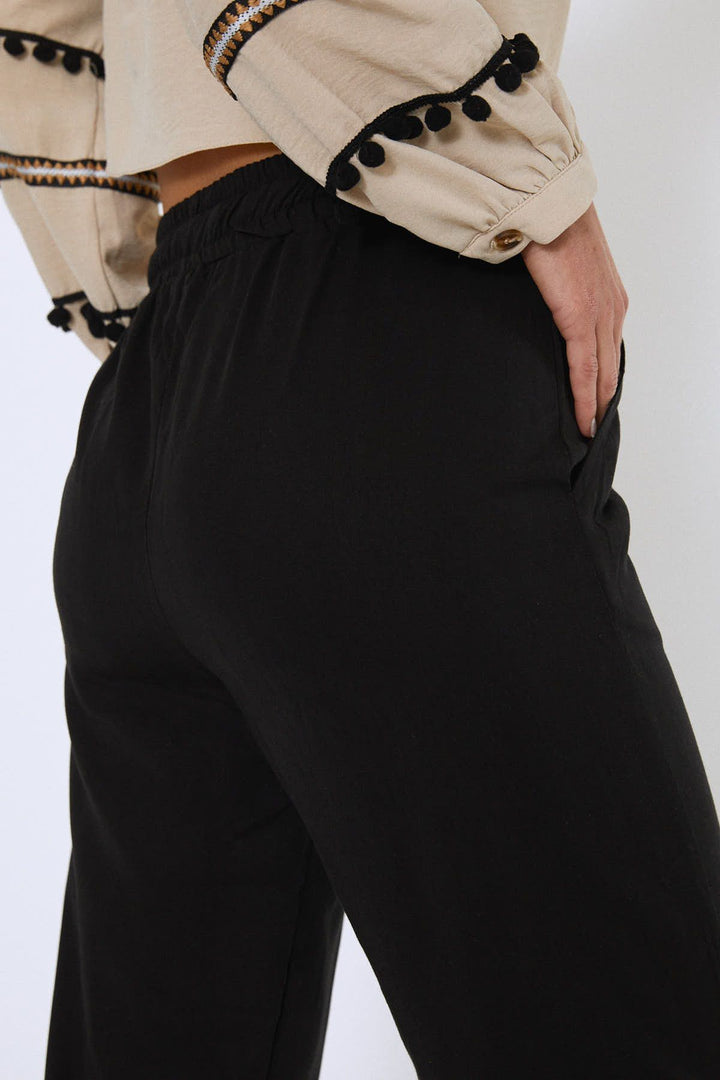 Beli Lastikli Kuşaklı Casual Pantolon Siyah