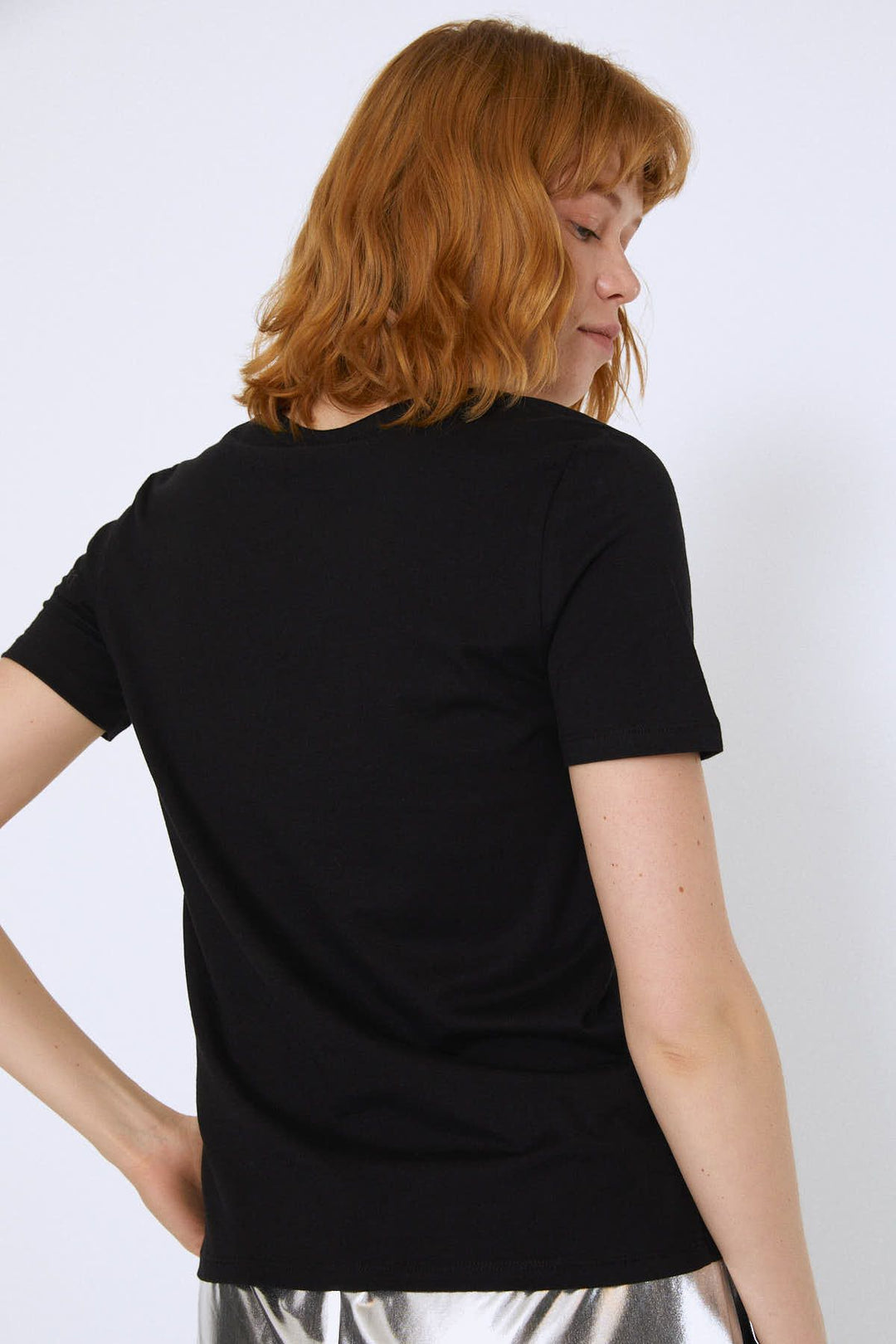 V Yaka Basic Tişört Siyah