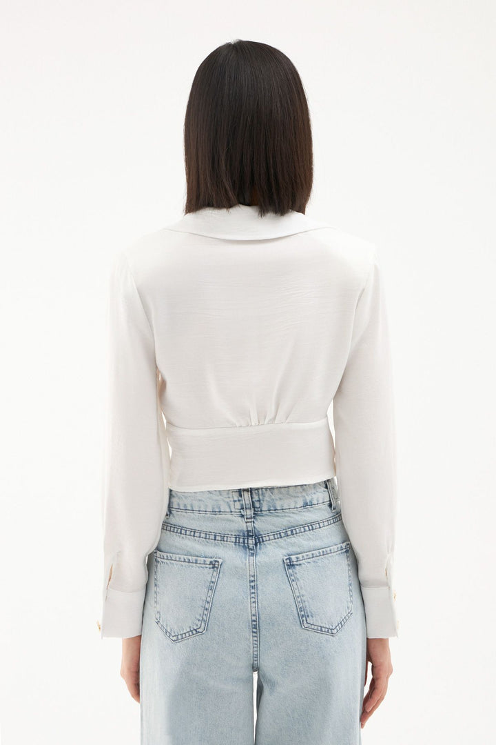 V Yaka Düğmeli Bluz Ekru