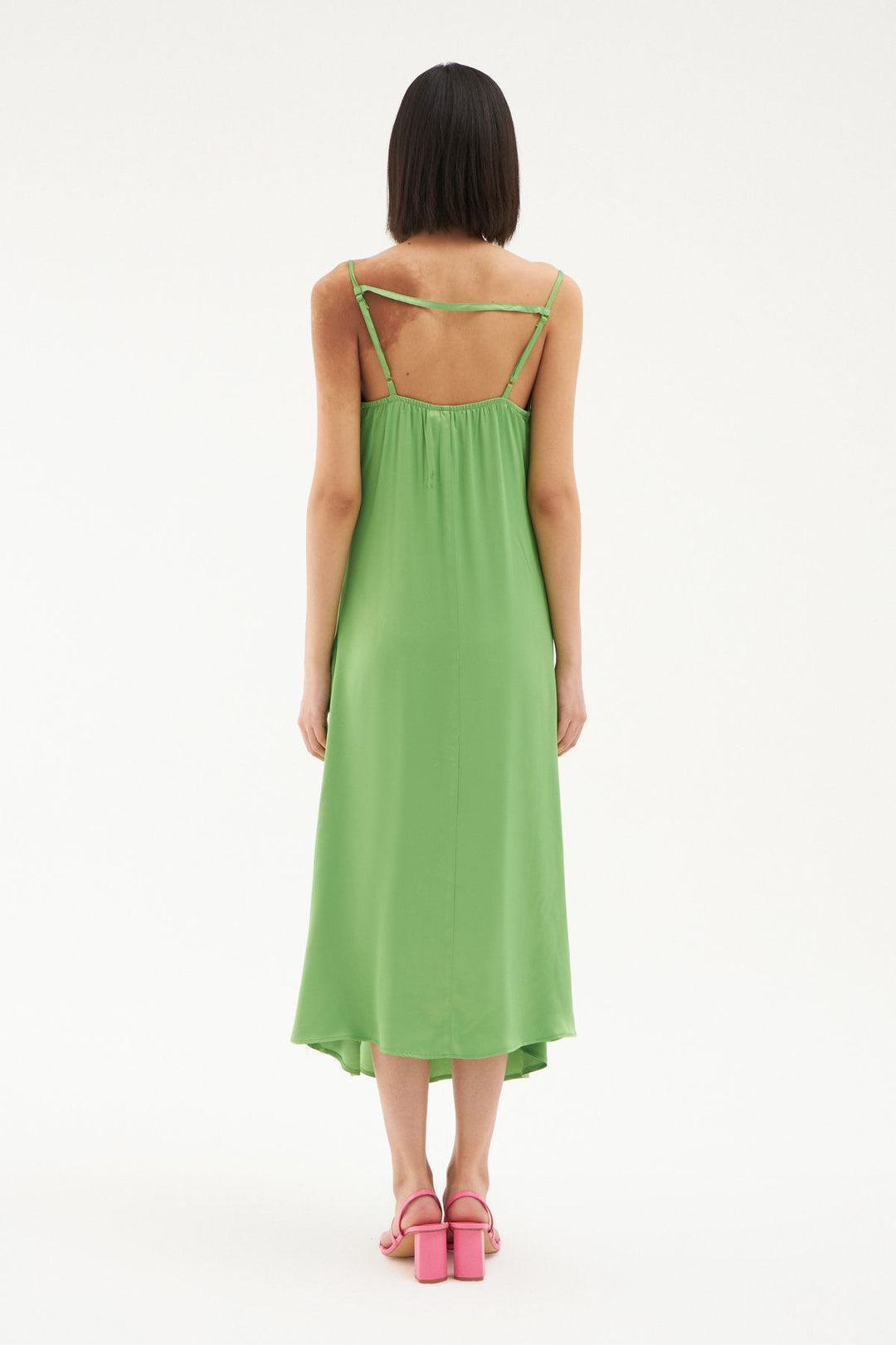 Degaje Yaka Yırtmaçlı Midi Boy Elbise Yeşil