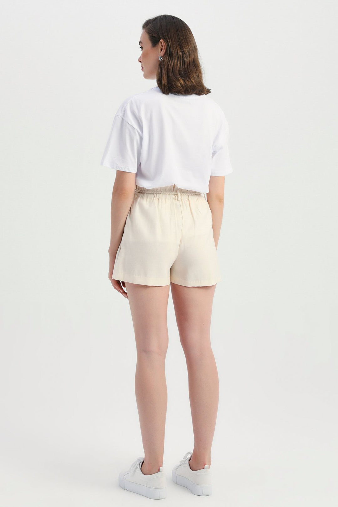 Straw Rope Belt Shorts Bone