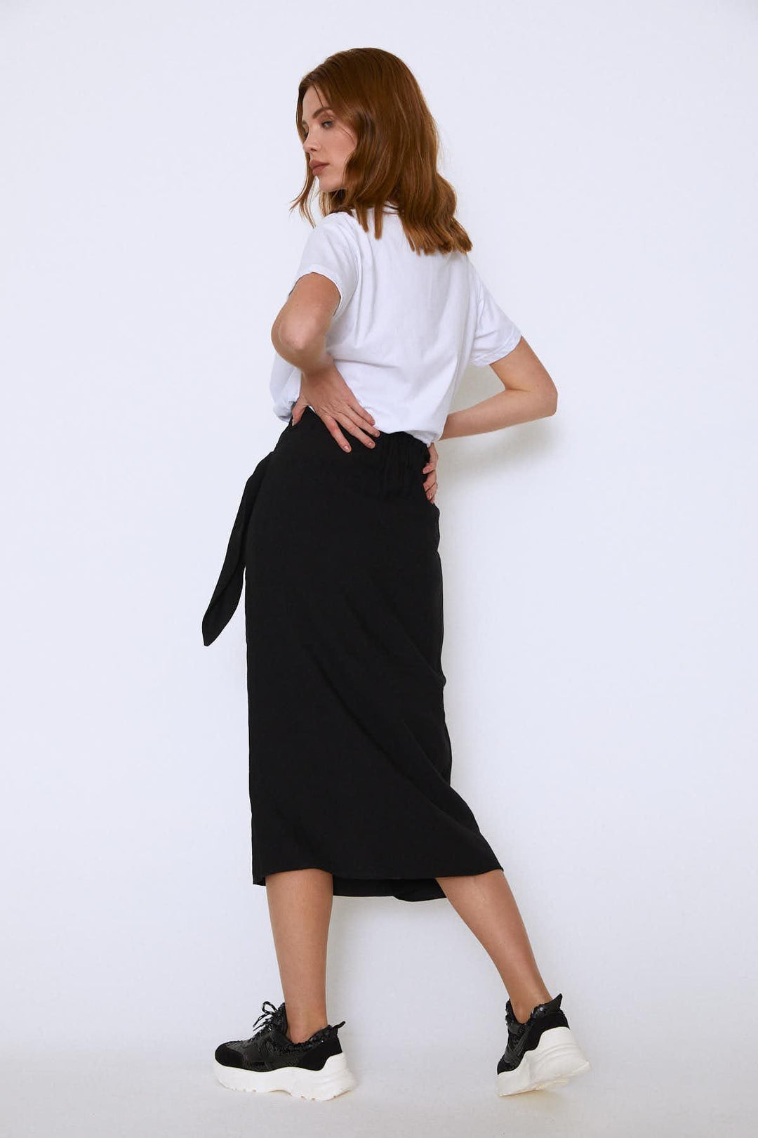 Front Printed Bottom Tie T-Shirt White