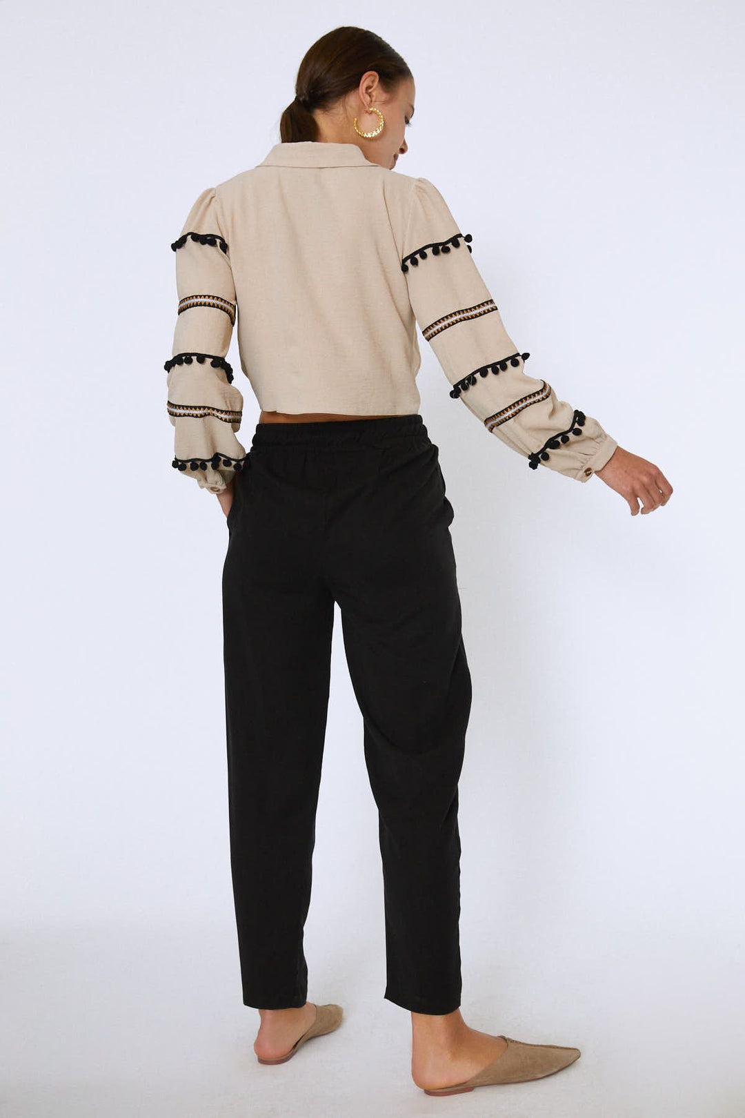 Beli Bağlamalı Kolları Şeritli Gömlek Taş