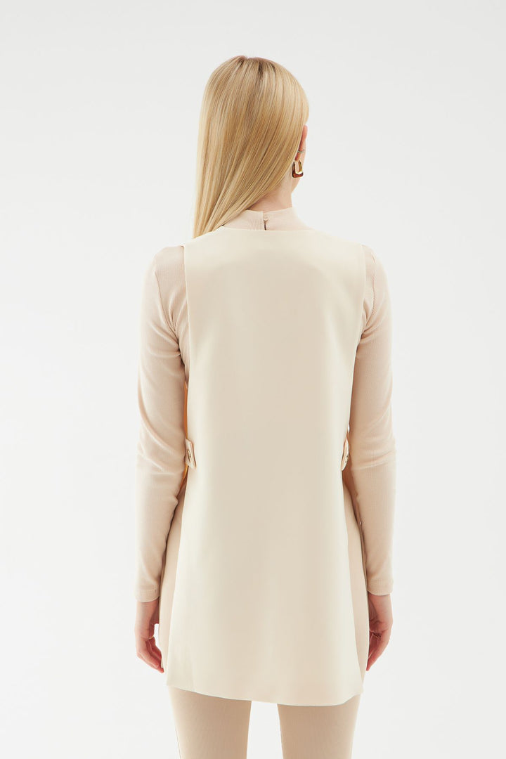 Yanları Açık Düğmeli Yelek Ceket Bej