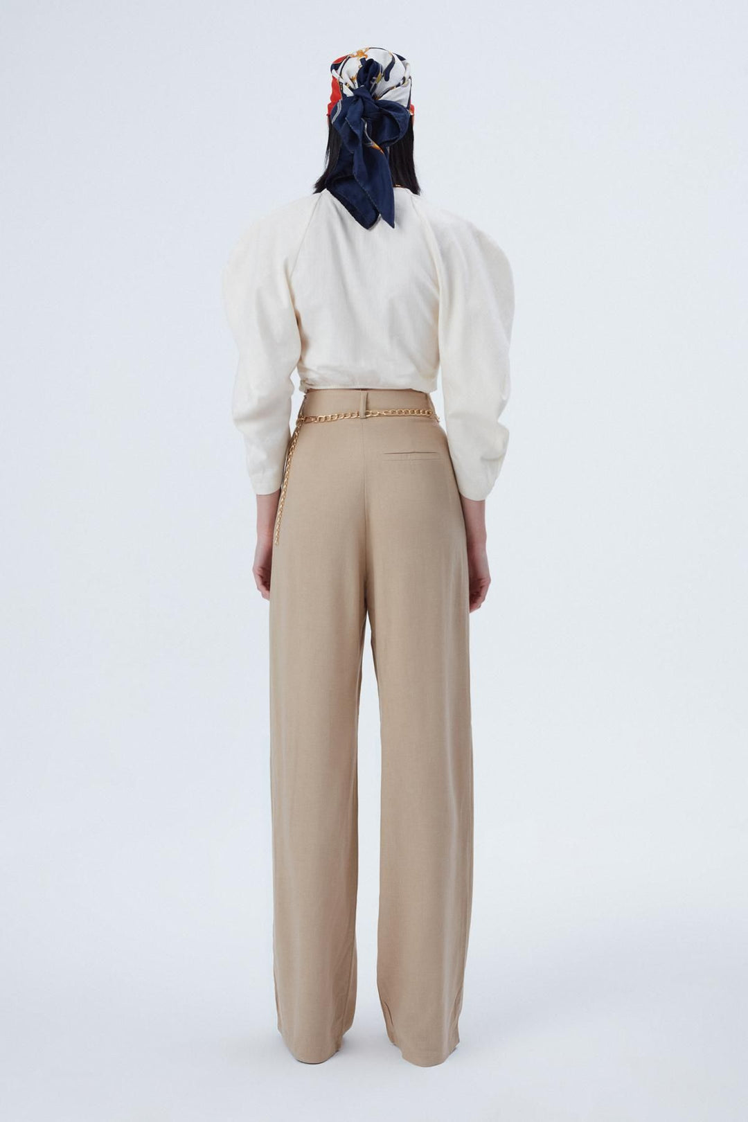 Zincir Kemerli Bol Paça Pantolon Bej