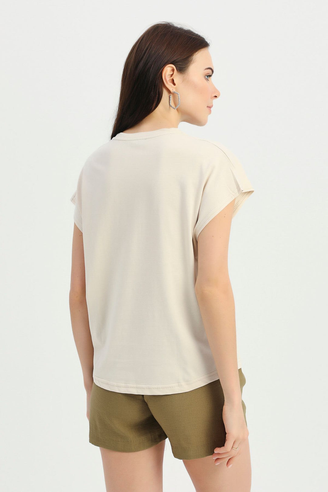 Necklace Accessory Detailed T-Shirt Light Beige