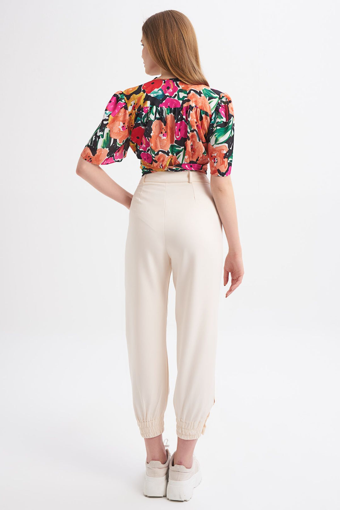 Paçası Çıtçıtlı Jogger Pantolon Kemik