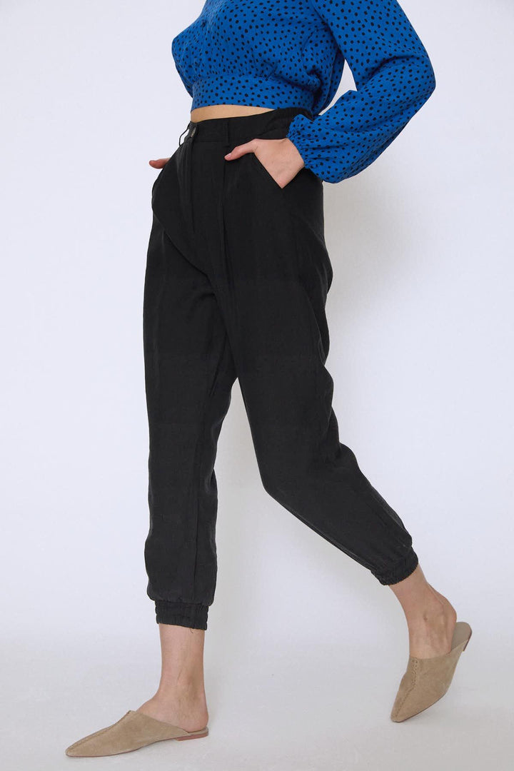 Paçası Lastikli Jogger Pantolon Siyah