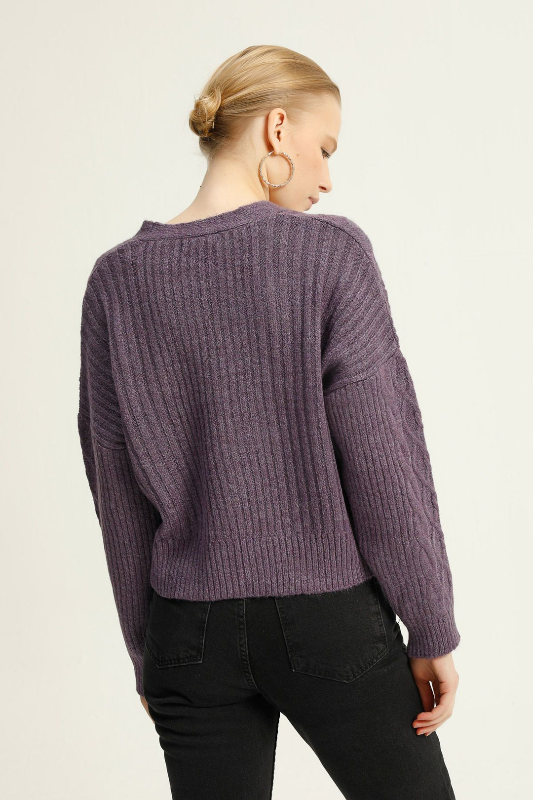 Diamond Pattern Buttoned Cardigan Purple