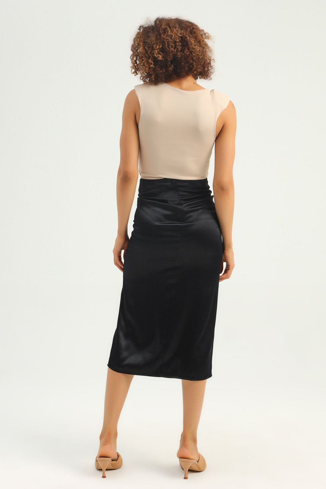 Pleated Slit Skirt Black