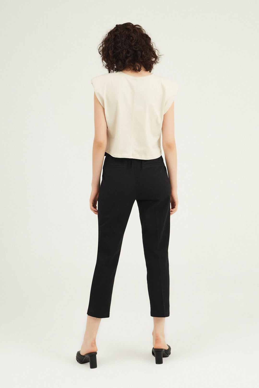 Kemerli Yüksek Bel Pantolon Siyah