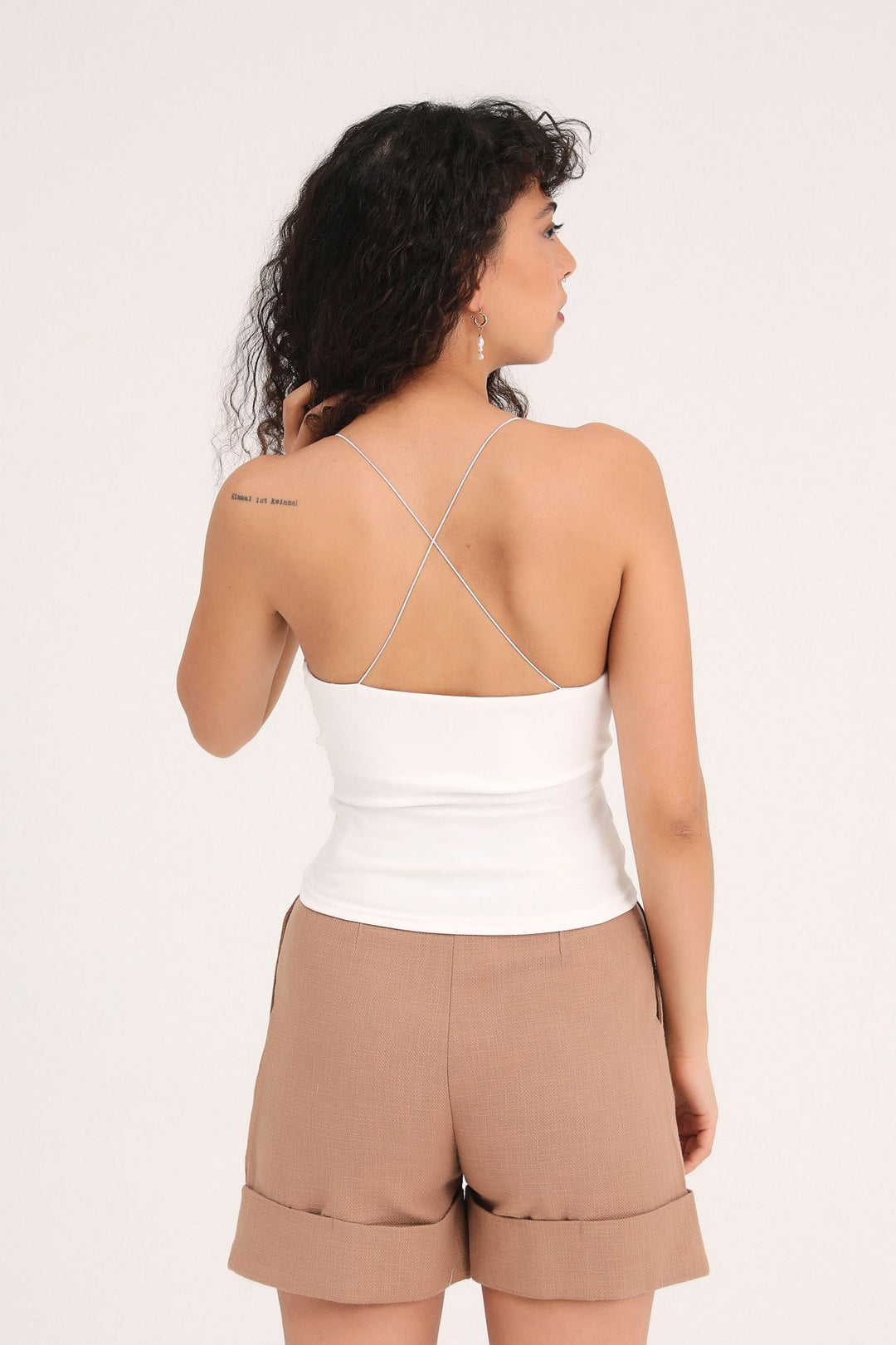 İnce Askılı Önü Büzgülü Crop Bluz Beyaz