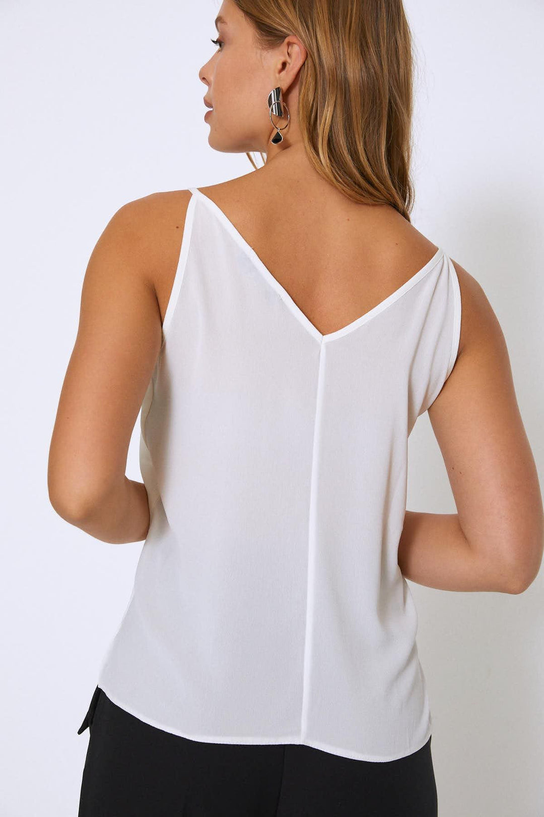 İp Askılı V Yaka Bluz Ekru