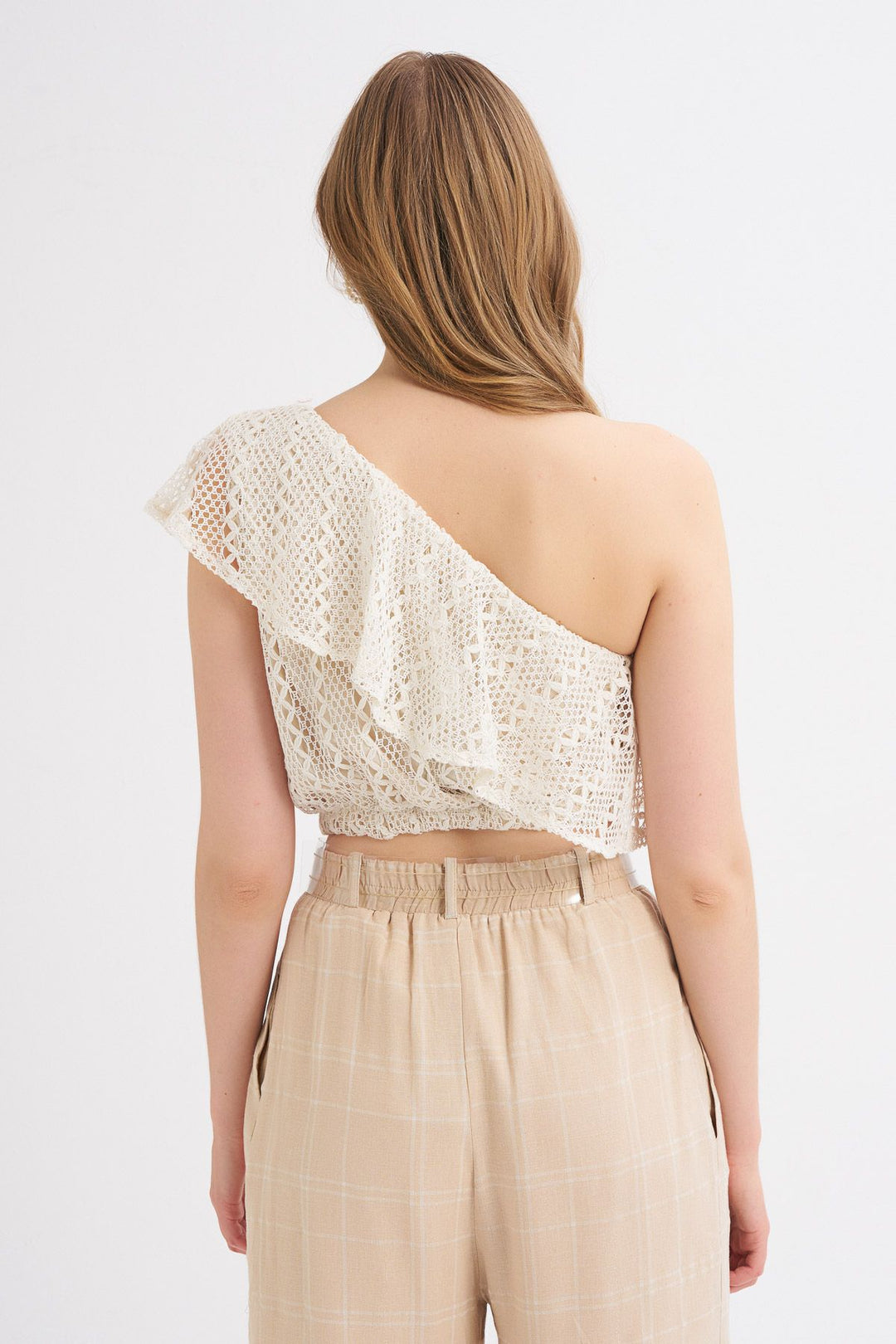 Volanlı Tek Omuz Bluz Ekru