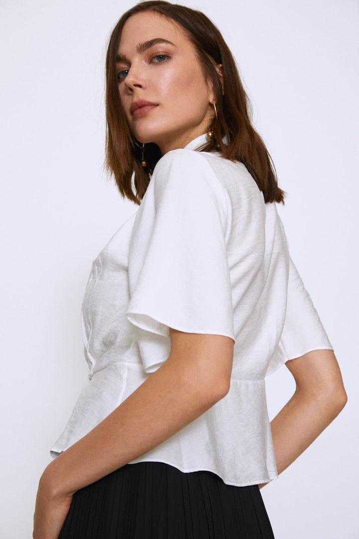 V Yaka Bağlamalı Bluz Ekru