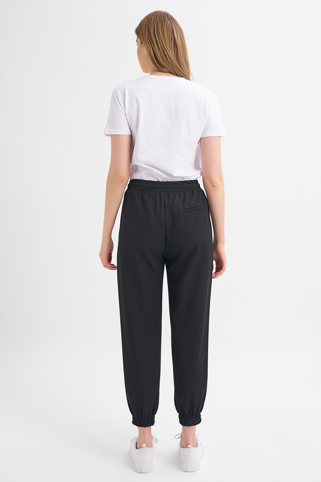 Paçası Lastikli Pantolon Siyah