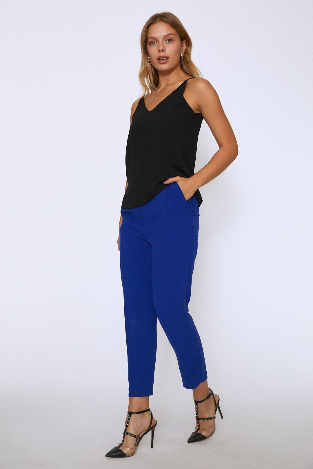 İp Askılı V Yaka Bluz Siyah