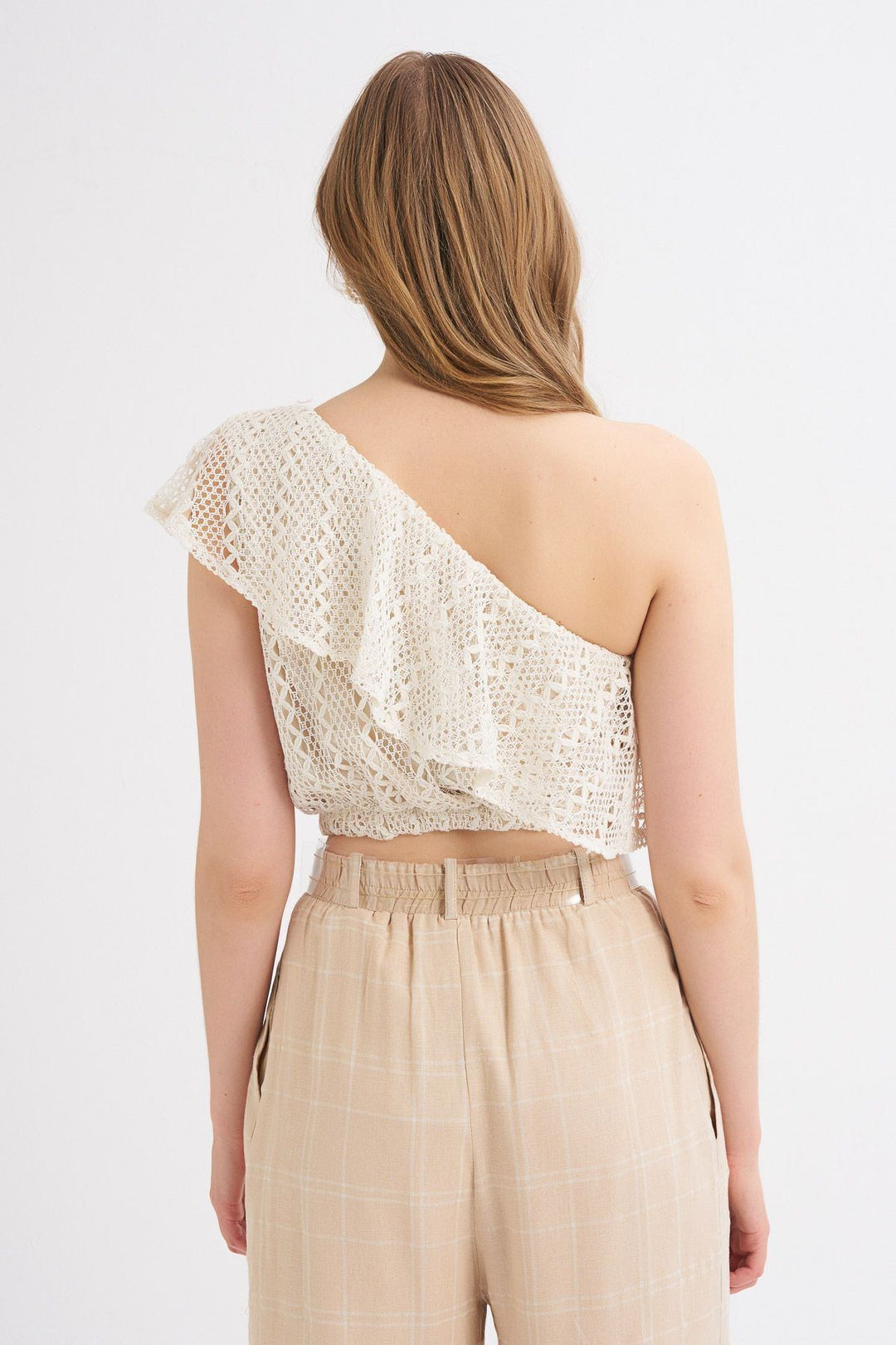 Volanlı Tek Omuz Bluz Ekru